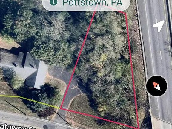 3rd image of 482 Manatawny St