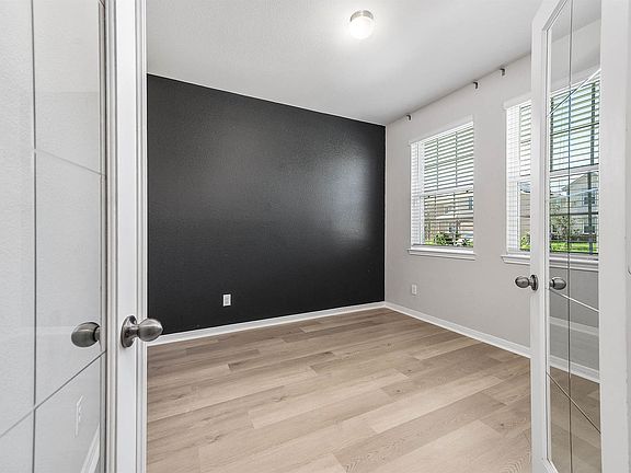 5th image of 24635 Signorelli Way