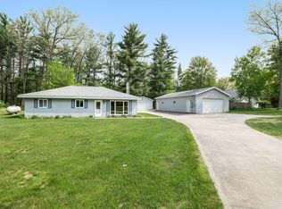 4963 E 36th St, Newaygo, MI 49337