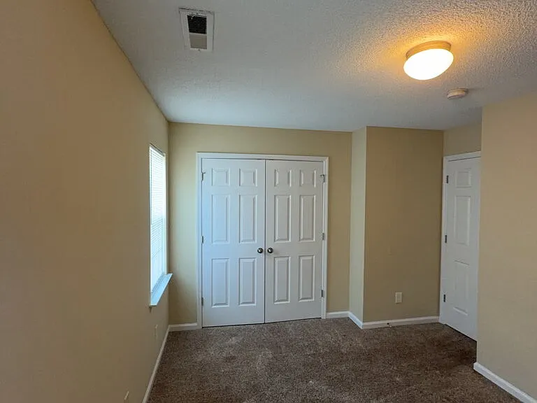 7001 Grandeur Ave — Photo 8