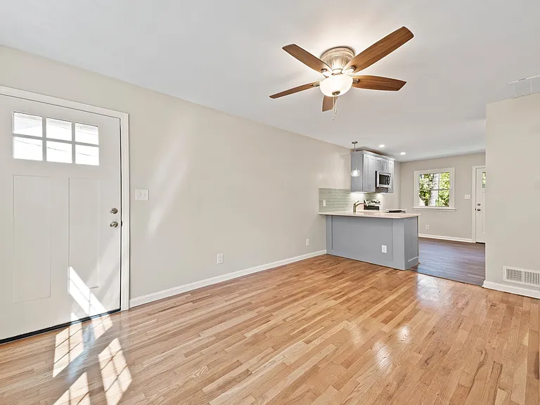 1421 Ardmore Dr #A — Photo 10