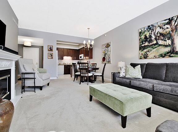 4th image of 310 E Church St Unit 104