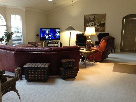 5th image of 208 Southpark Pl