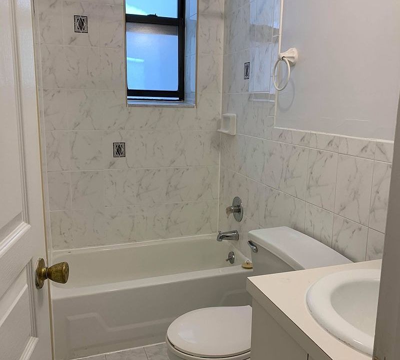 2nd image of 321 76th St Floor 1