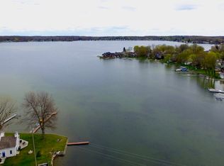 2885 Round Lake Hwy, Manitou Beach, MI
