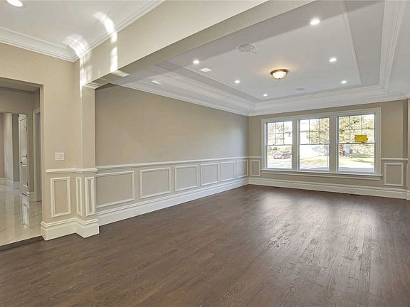 5th image of 26 Teakwood Ln