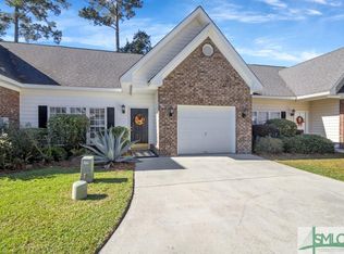5 Crossing Dr, Richmond Hill, GA 31324