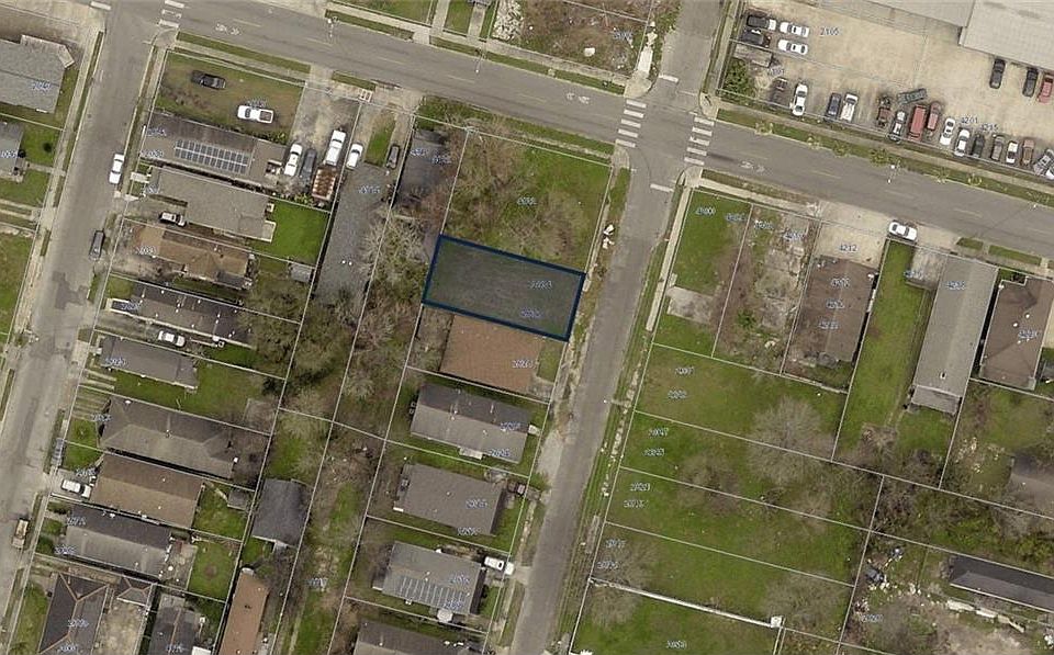 2nd image of 2032 France St