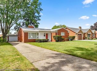 1813 N Gulley Rd, Dearborn Heights, MI 48127