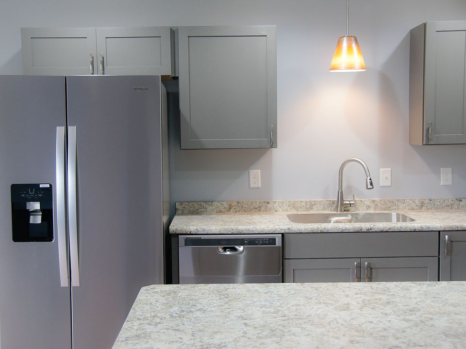 2nd image of 106 Evergreen Ave