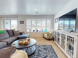 15525 Harbor Dr UNIT 3, Spirit Lake, IA 51360