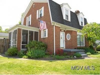 1st image of 2712 Emerson Ave