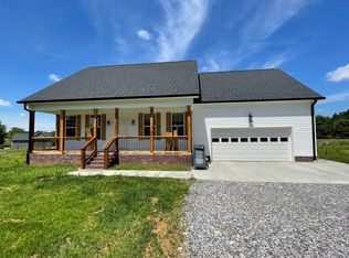 10215 Owens Chapel Rd, Springfield, TN 37172