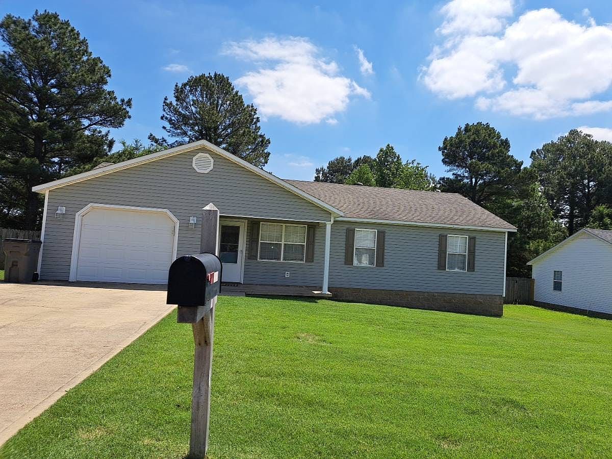 2807 N 4th St, Paragould, AR 72450 Zillow