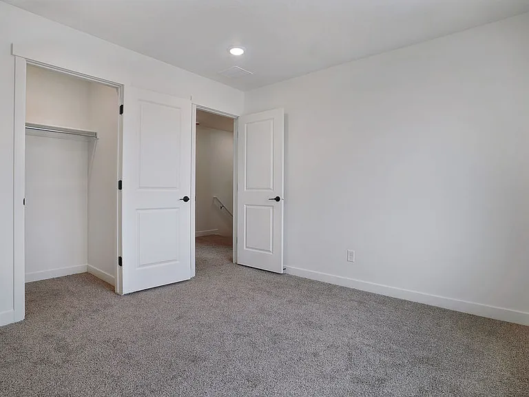 Ledger Cove Townhomes — Photo 10