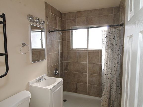 4th image of 1360 Nancy St #1