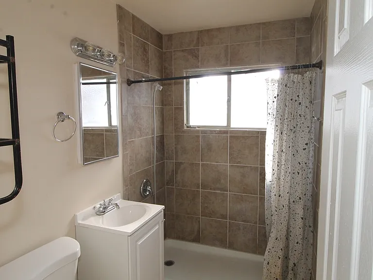 1360 Nancy St #1 — Photo 4