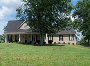 847 Red Hill Valley Rd SE, Cleveland, TN 37323