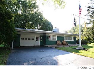 75 William Street Ext, Phelps, NY 14532