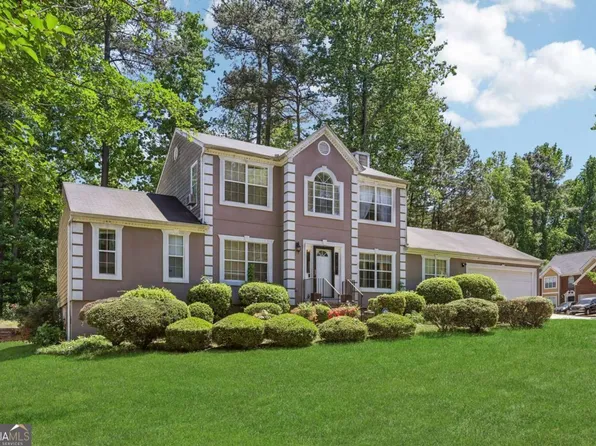 1068 Shadow Lake Dr, Lithonia, GA 30058