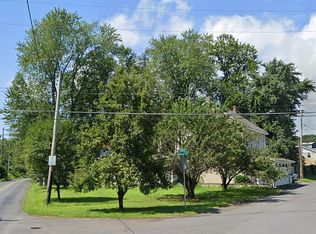 1061 Lehigh Dr, Easton, PA 18042