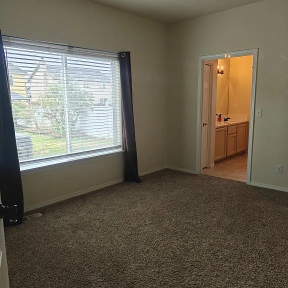 87 Red Cedar St — Photo 12