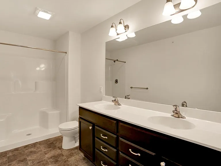 5300 Mendenhall Dr — Photo 20