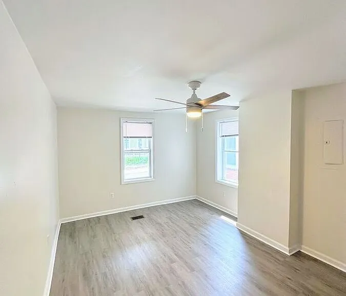 456 Delmar St #2 — Photo 8