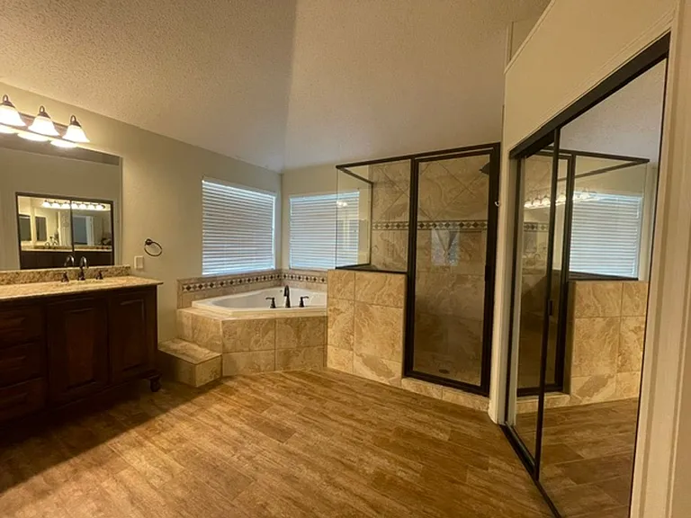 3222 Mapleridge Dr — Photo 26