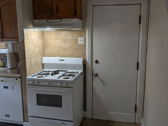 4th image of 3415 Bauvais St