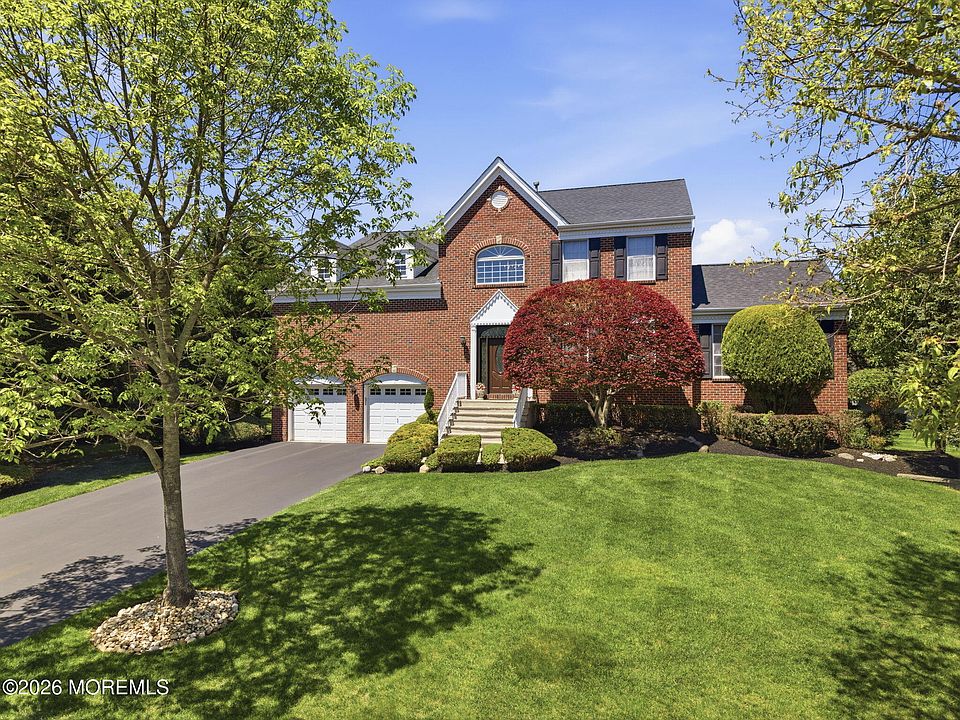 1st image of 75 Columbia Court