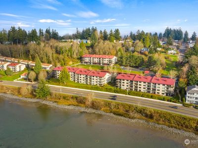 908 East Bay Drive NE #E203, Olympia, WA, 98506