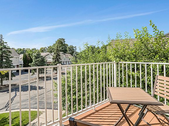 5th image of 56112 Troon Dr N #222