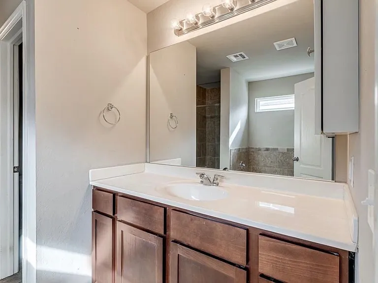 9616 Gabriel Dr — Photo 6