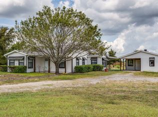 861 Spring Town Rd, Van Alstyne, TX 75495