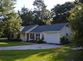 13 Southern Magnolia Dr, Beaufort, SC 29907