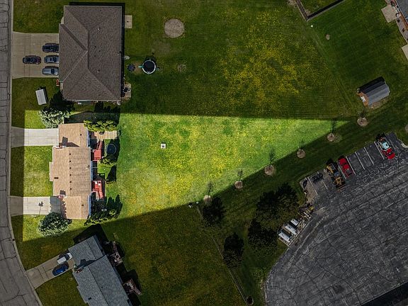 2nd image of 2793 Aquarius Rd