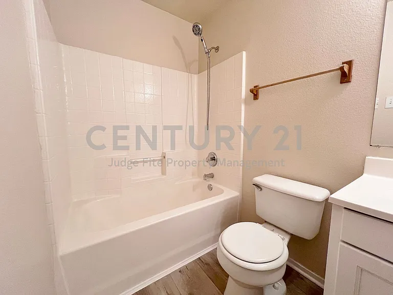1311 Nolte Dr — Photo 10