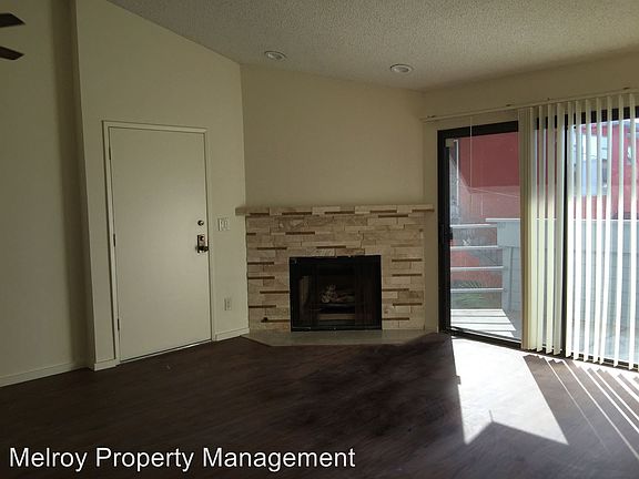 5th image of 4627 34th St Unit 05