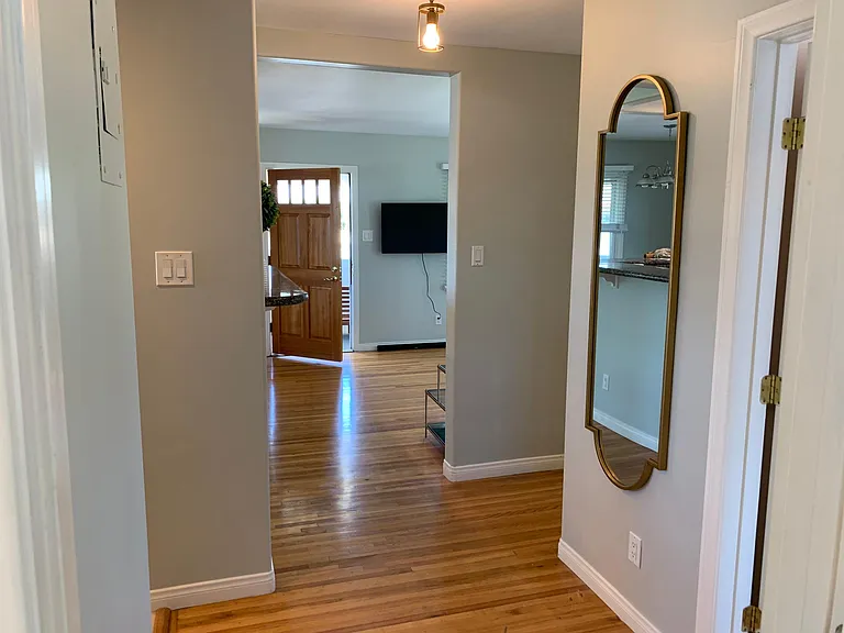 917 W 29th Pl — Photo 13