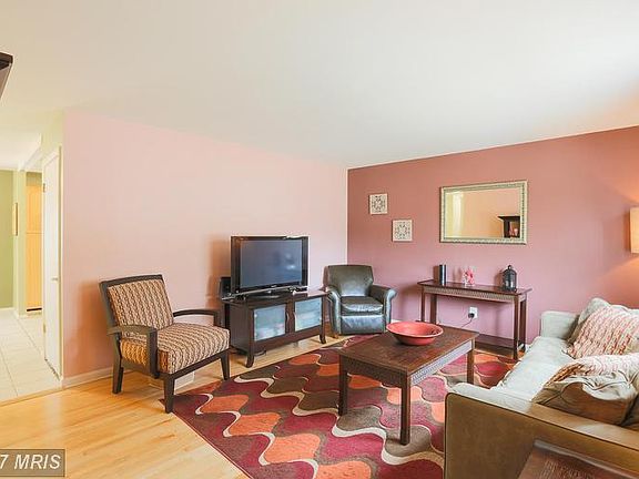 4th image of 603 Sacred Heart Ln