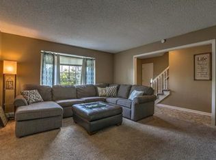 7504 NW Tower Court Dr, Platte Woods, MO 64151