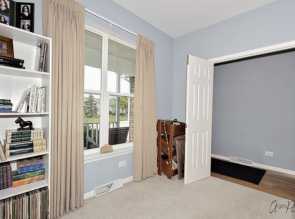 5th image of 3868 Fox Hunt Way