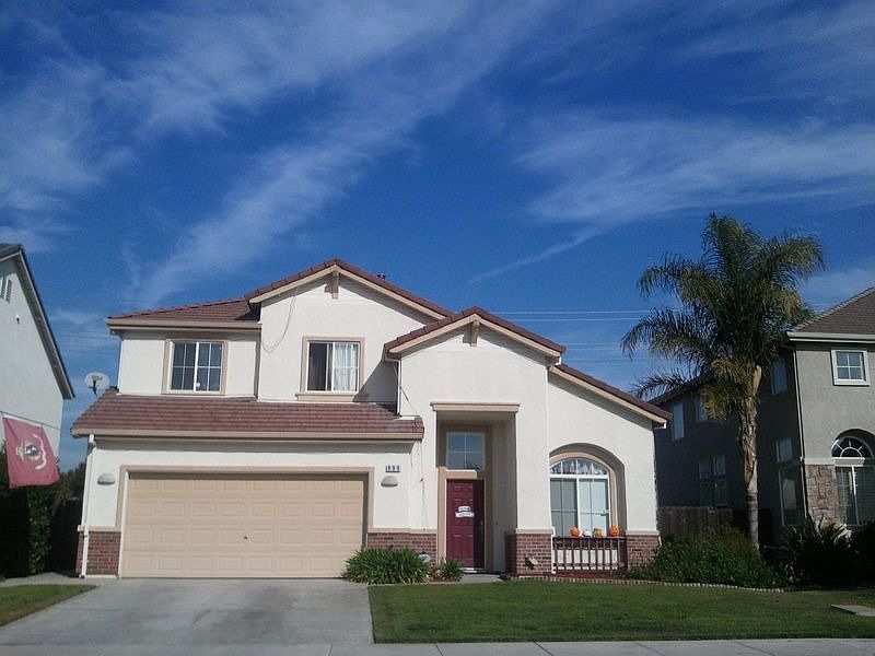 1st image of 899 Cherry Blossom Ln