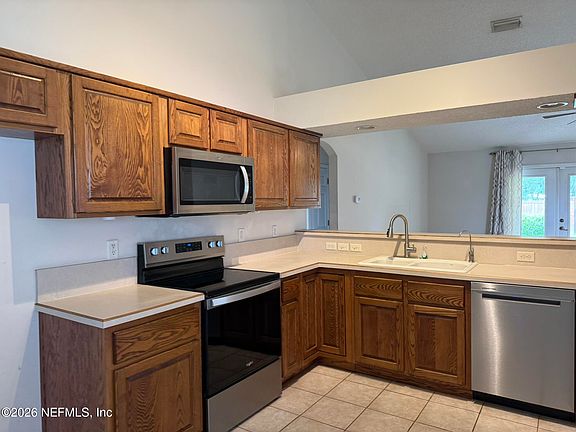 4th image of 3440 SHELLEY Drive