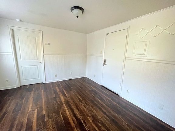 4th image of 1335 Hyder St APT 6