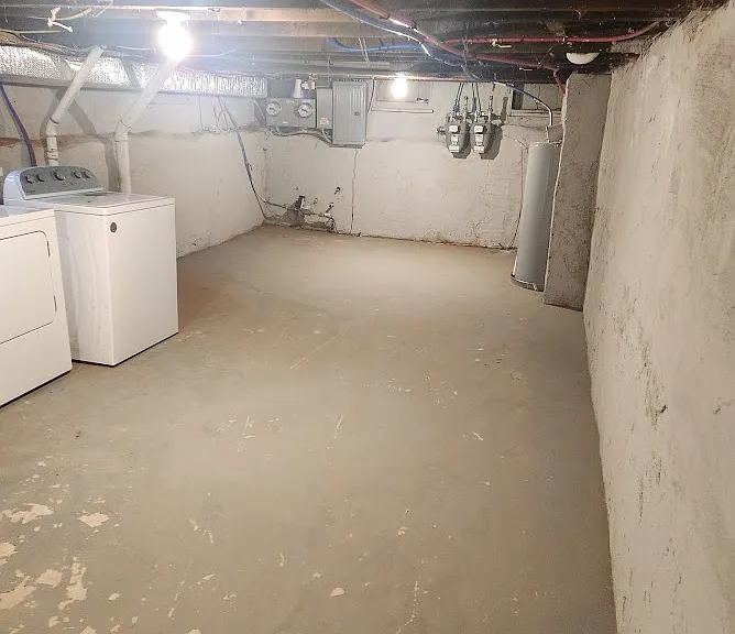 1933 E Huntingdon St #1 — Photo 7