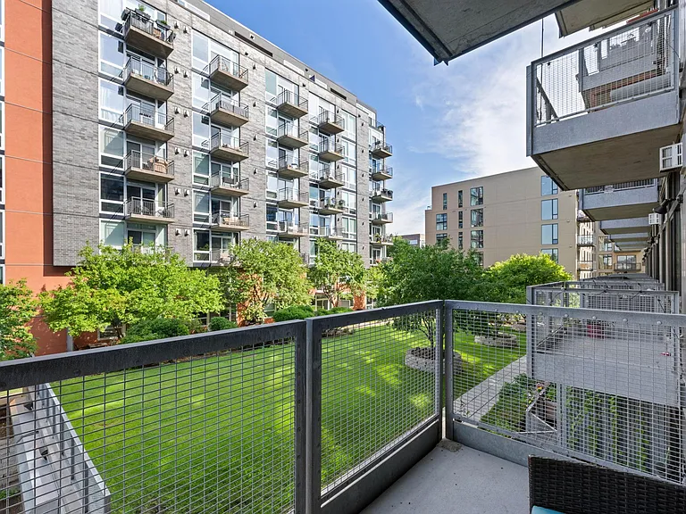 720 N 4th St #203 — Photo 9