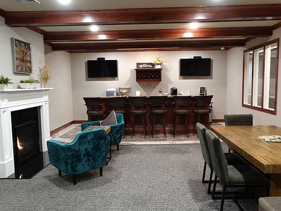 5th image of 1606 Prairie Pl #1614-107