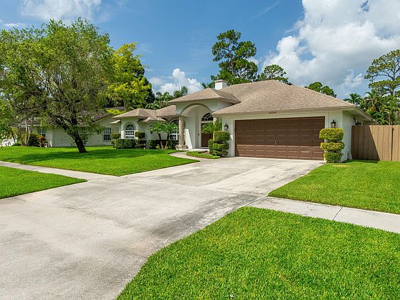 2nd image of 13590 Jonquil Pl